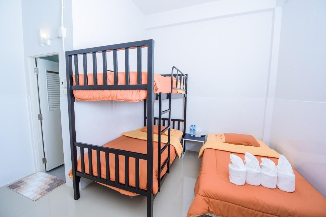Hotel Nadpob Mansion Surat Thani Esterno foto