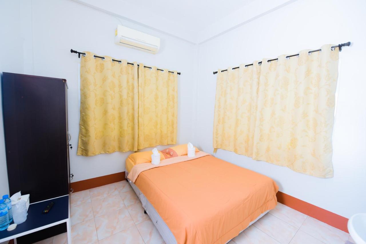 Hotel Nadpob Mansion Surat Thani Esterno foto