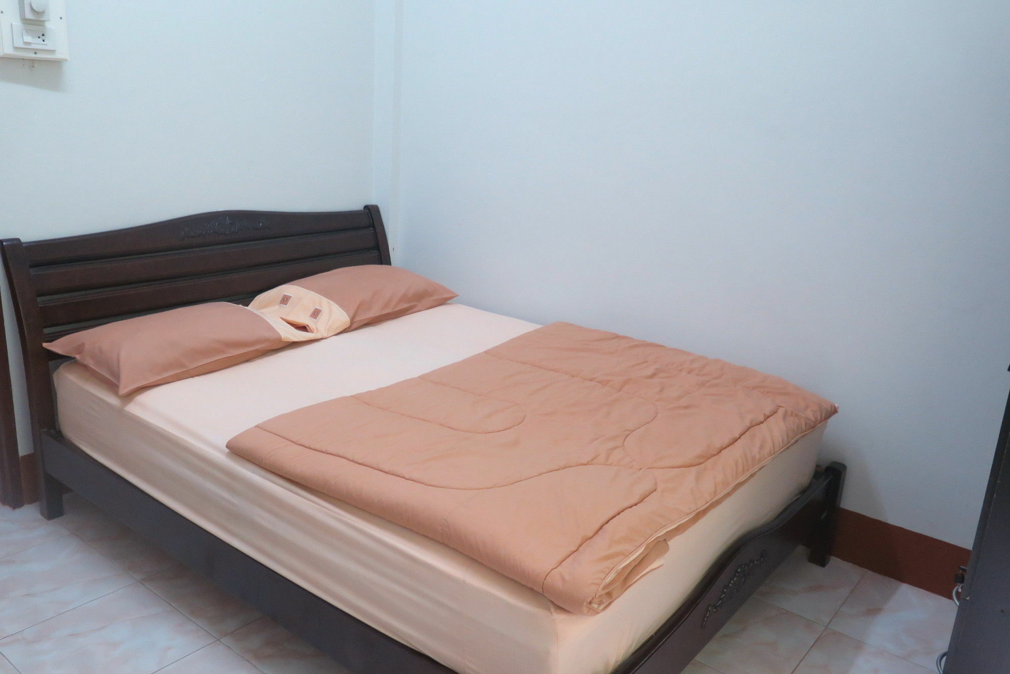 Hotel Nadpob Mansion Surat Thani Esterno foto