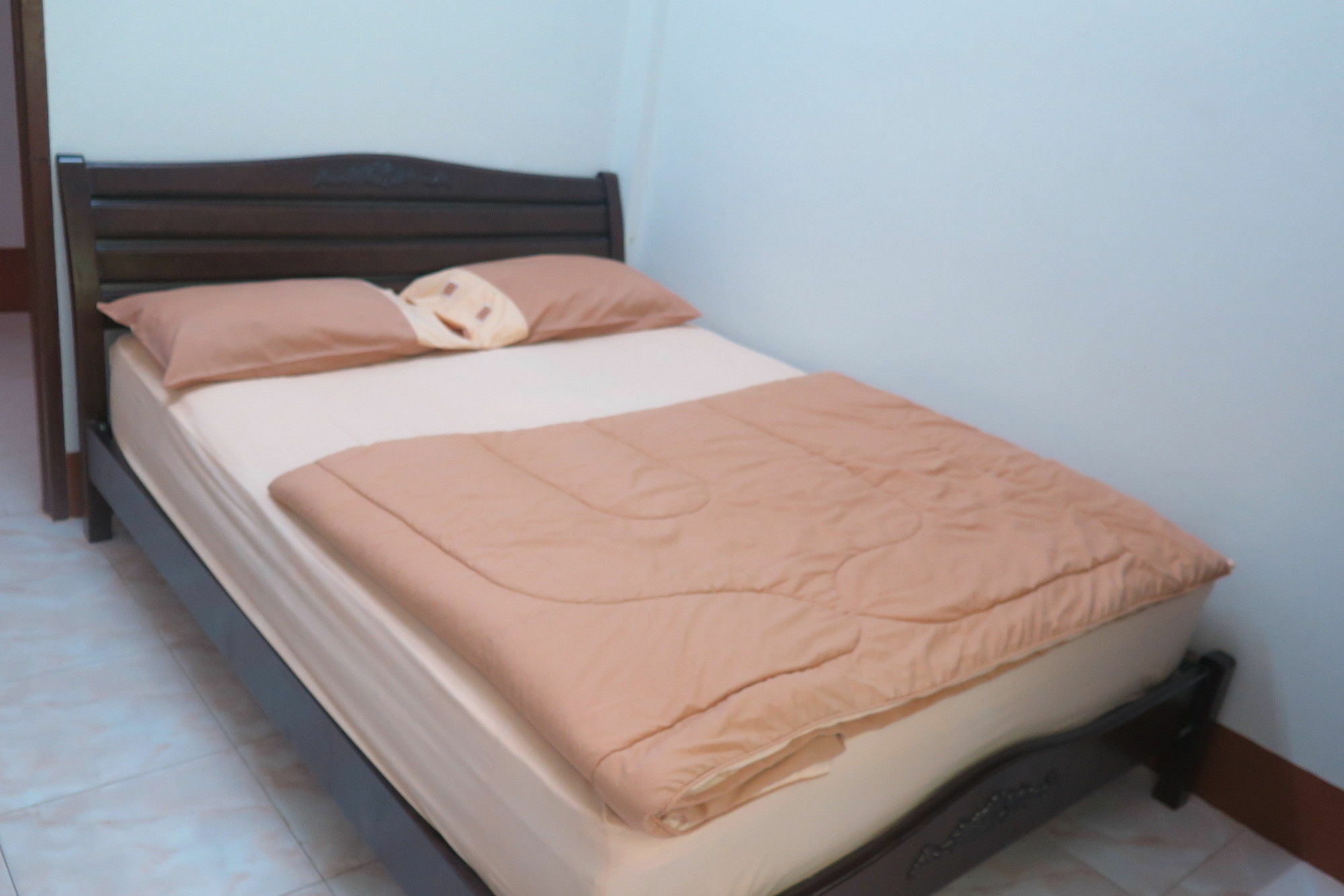 Hotel Nadpob Mansion Surat Thani Esterno foto
